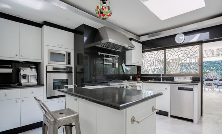 Casa los Dos Arbolitos - Cuernavaca, Mexico