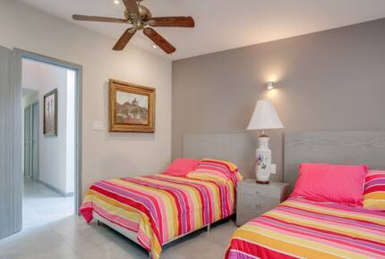 Casa los Dos Arbolitos - Cuernavaca, Mexico