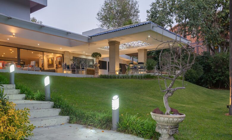 Casa los Dos Arbolitos - Cuernavaca, Mexico