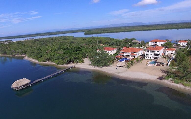 Villa Groovy Gecko - Placencia, Belize