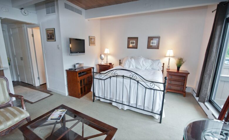 Aspen Square - Aspen, Colorado