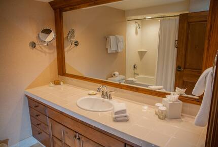 Austria Haus - 3 Bedroom Residence - Vail, Colorado