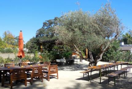 Twelve Oaks Retreat - Sonoma, California