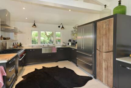 Twelve Oaks Retreat - Sonoma, California