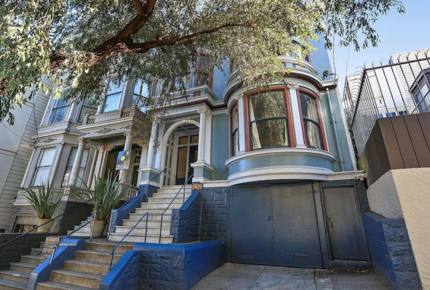 Historical Modern Luxury Condo - San Francisco, California