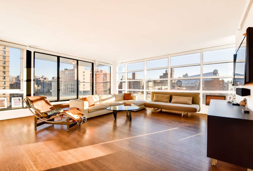 Midtown Luxury Penthouse - New York City, New York
