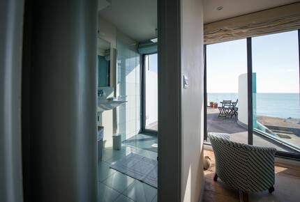 Beach House @ Sandgate - Sandgate, Kent, United Kingdom