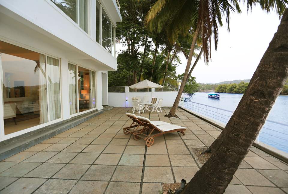 Moon River - Candolim, Goa, India