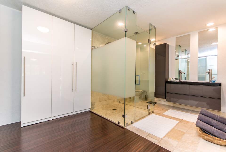 Blue Marlin Waterfront Home - Pompano Beach, Florida