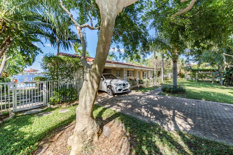 Terra Mar Island Retreat - Pompano Beach, Florida