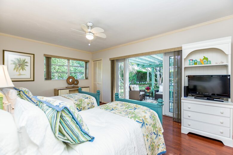 Terra Mar Island Retreat - Pompano Beach, Florida