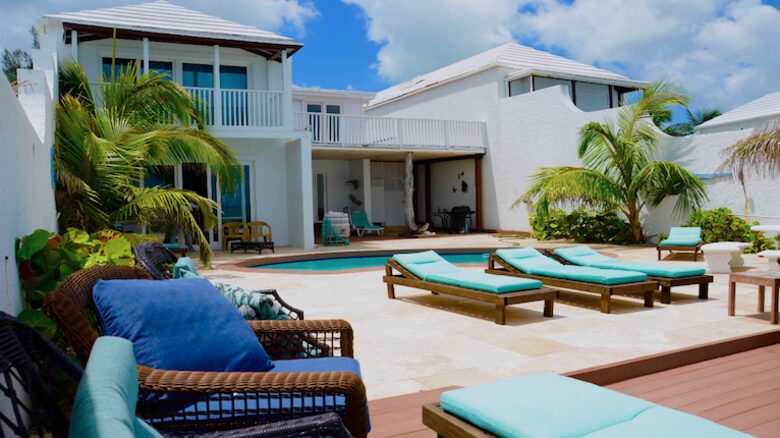 Oceanfront Villa Caprice - Nassau, Bahamas