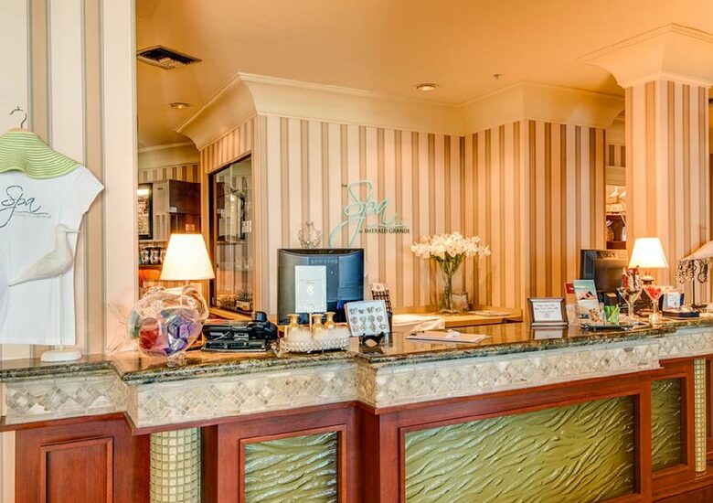 Views beyond belief! Emerald Grande unit 905, Destin, Florida. - Destin, Florida