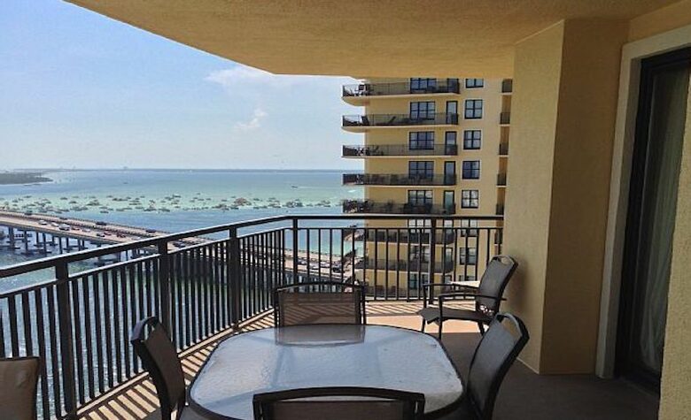 Views beyond belief! Emerald Grande unit 905, Destin, Florida. - Destin, Florida