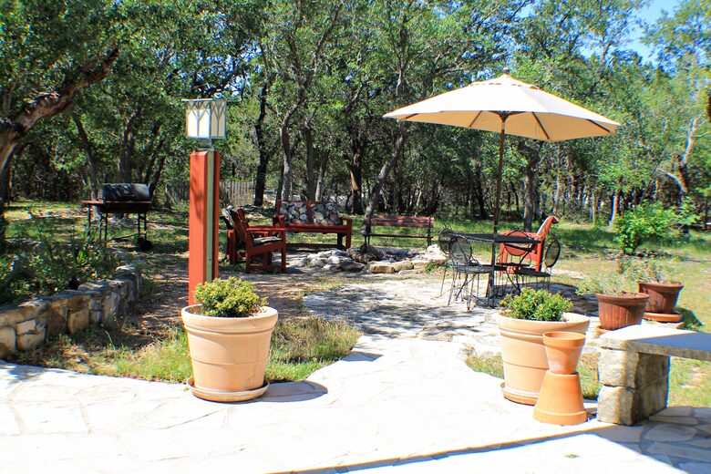 Looking Glass Place - Canyon Lake, Texas