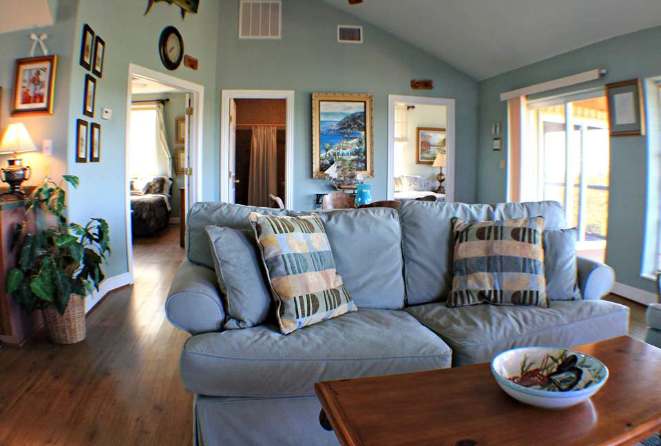 Looking Glass Place - Canyon Lake, Texas