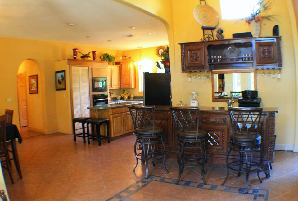 Looking Glass Place - Canyon Lake, Texas