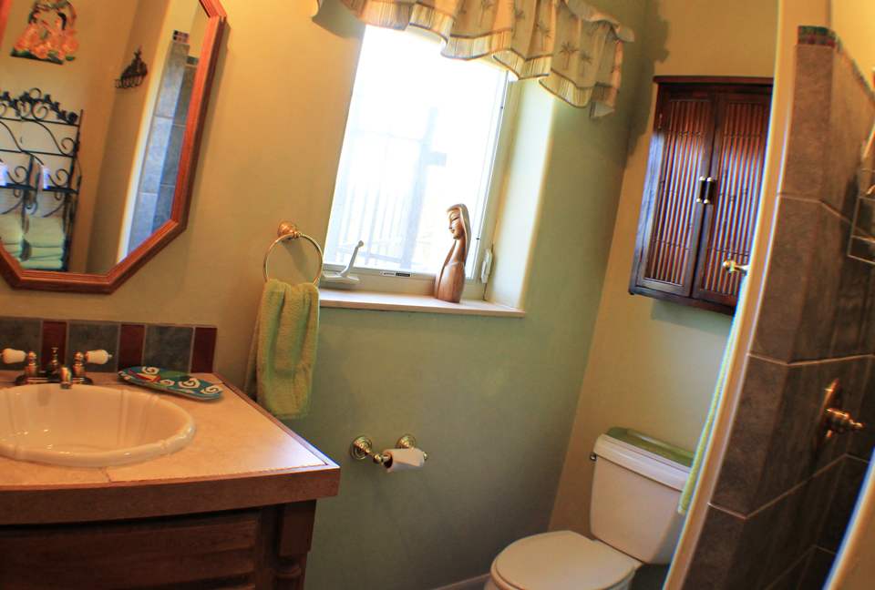 Looking Glass Place - Canyon Lake, Texas