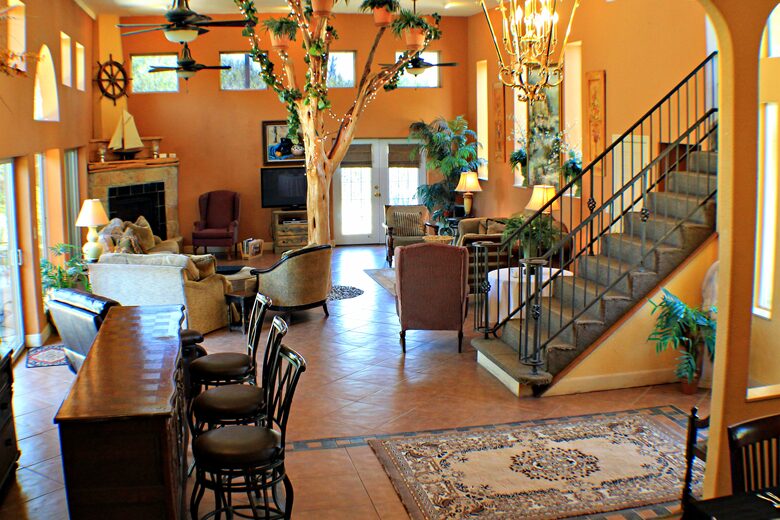 Looking Glass Place - Canyon Lake, Texas