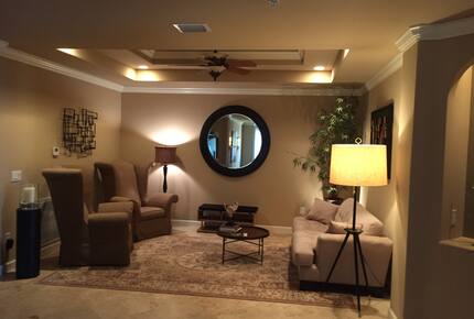 Orlando Lakefront Luxury near Universal and Disney - Orlando, Florida