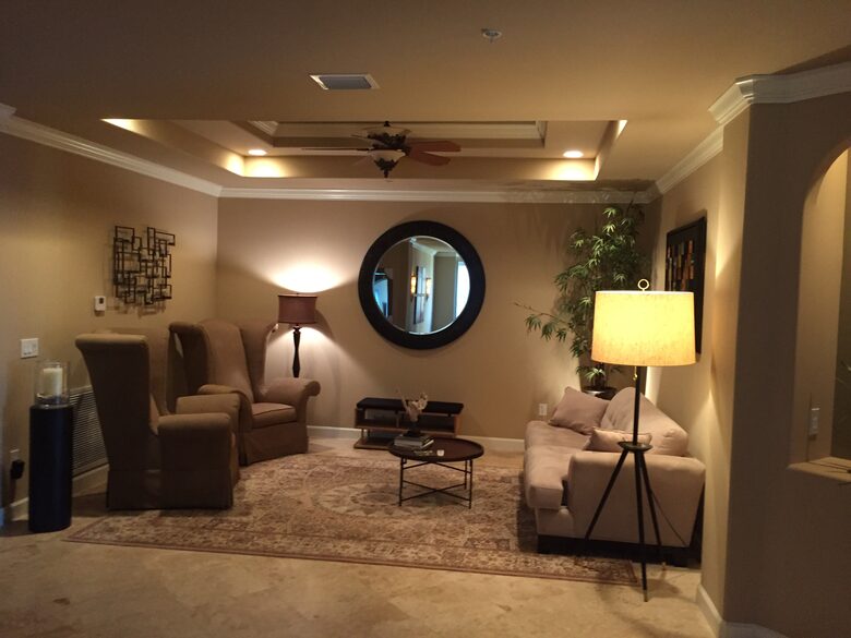 Orlando Lakefront Luxury near Universal and Disney - Orlando, Florida