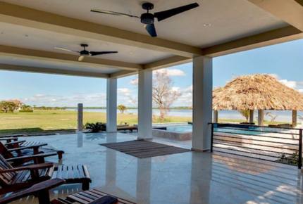 Villa Laguna Gecko - Placencia, Belize