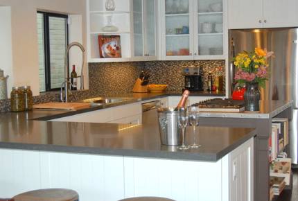 Napa Valley Estate with Guesthouse - Calistoga, California