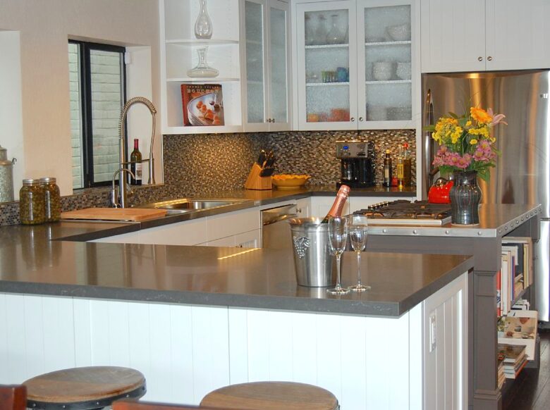 Napa Valley Estate with Guesthouse - Calistoga, California