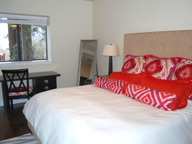 Napa Valley Estate with Guesthouse - Calistoga, California