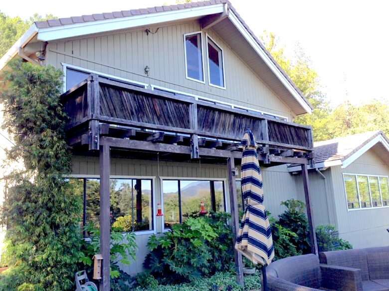 Napa Valley Estate with Guesthouse - Calistoga, California