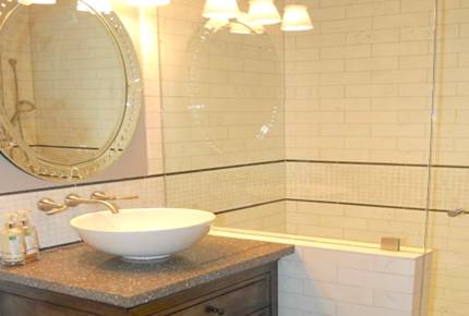 Napa Valley Estate with Guesthouse - Calistoga, California