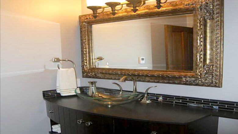 Napa Valley Estate with Guesthouse - Calistoga, California