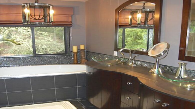 Napa Valley Estate with Guesthouse - Calistoga, California