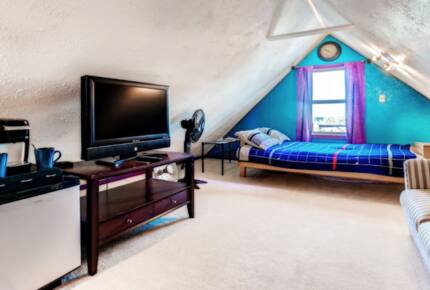 Boulder Tree House Near Wonderland Lake - Boulder, Colorado