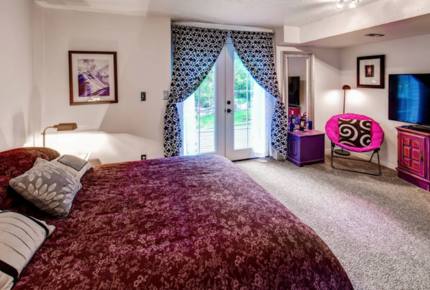 Boulder Tree House Near Wonderland Lake - Boulder, Colorado