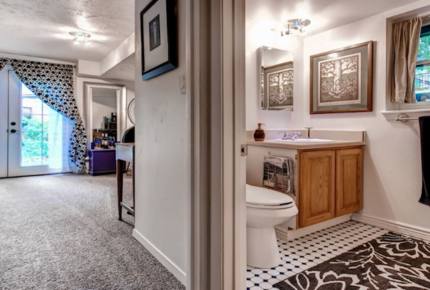 Boulder Tree House Near Wonderland Lake - Boulder, Colorado