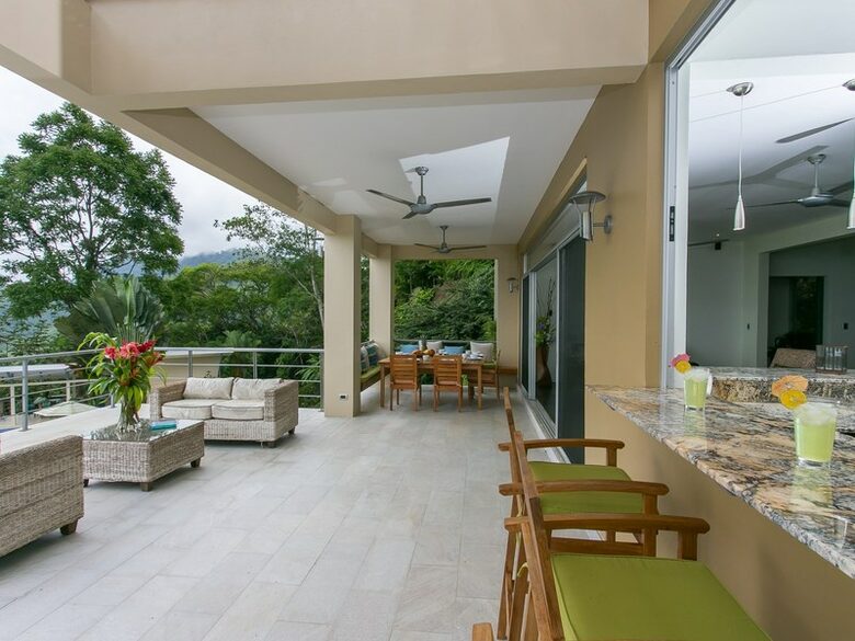 Casa Tangaroa - Dominical, Costa Rica