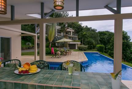 Casa Tangaroa - Dominical, Costa Rica