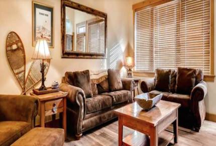 Perfectly Located Steamboat Luxury Ski Condo - Steamboat Springs, Colorado