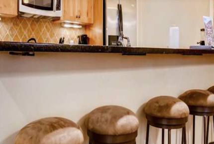 Perfectly Located Steamboat Luxury Ski Condo - Steamboat Springs, Colorado