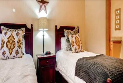 Perfectly Located Steamboat Luxury Ski Condo - Steamboat Springs, Colorado