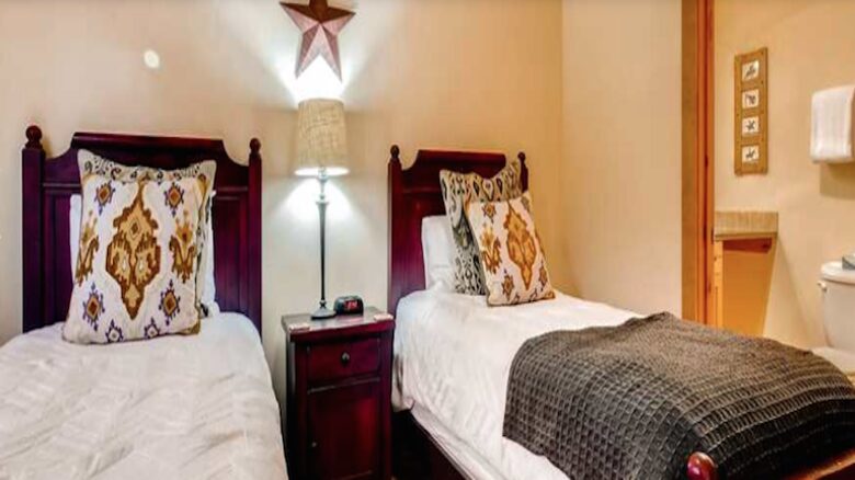 Perfectly Located Steamboat Luxury Ski Condo - Steamboat Springs, Colorado