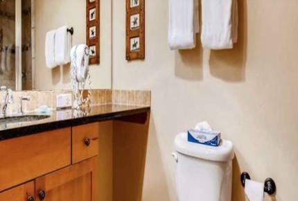 Perfectly Located Steamboat Luxury Ski Condo - Steamboat Springs, Colorado