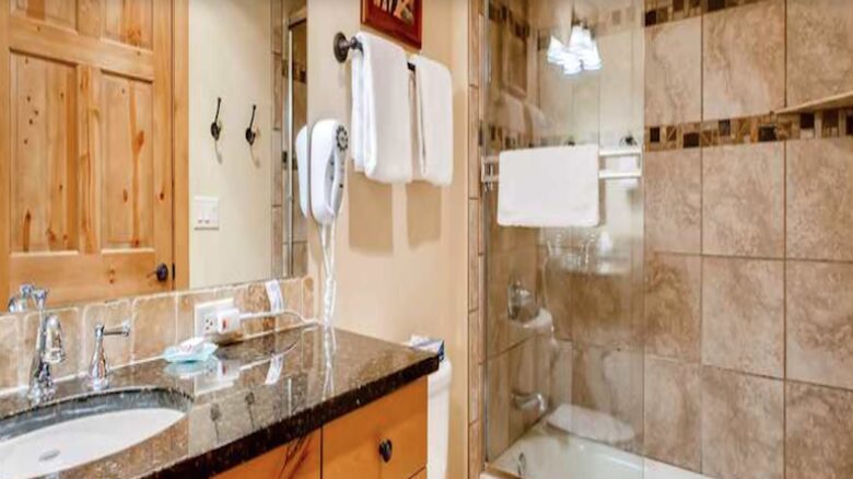 Perfectly Located Steamboat Luxury Ski Condo - Steamboat Springs, Colorado