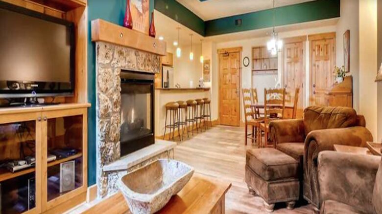 Perfectly Located Steamboat Luxury Ski Condo - Steamboat Springs, Colorado