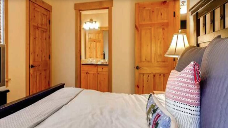 Perfectly Located Steamboat Luxury Ski Condo - Steamboat Springs, Colorado