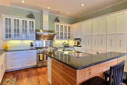 Cinnamon Shore Luxury Summer House - Port Aransas, Texas