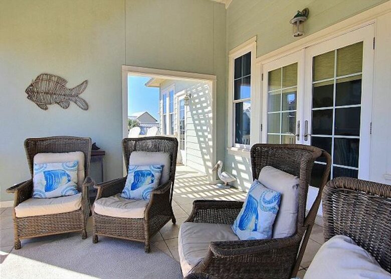 Cinnamon Shore Luxury Summer House - Port Aransas, Texas