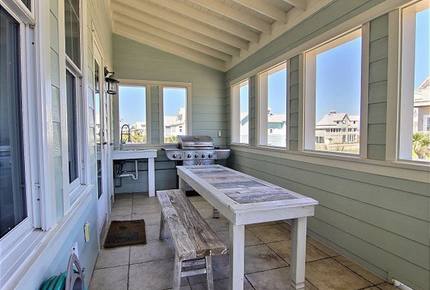 Cinnamon Shore Luxury Summer House - Port Aransas, Texas