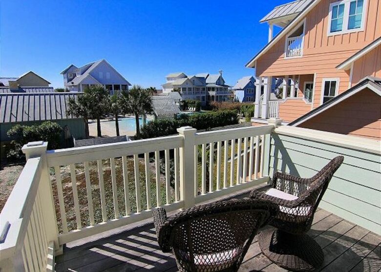 Cinnamon Shore Luxury Summer House - Port Aransas, Texas